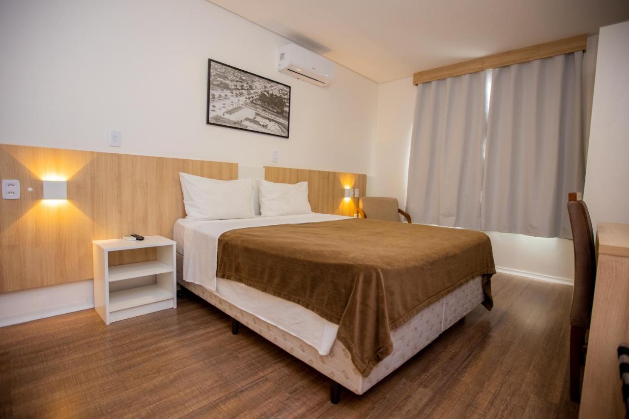 Tri Hotel Chapecó Eksteriør billede