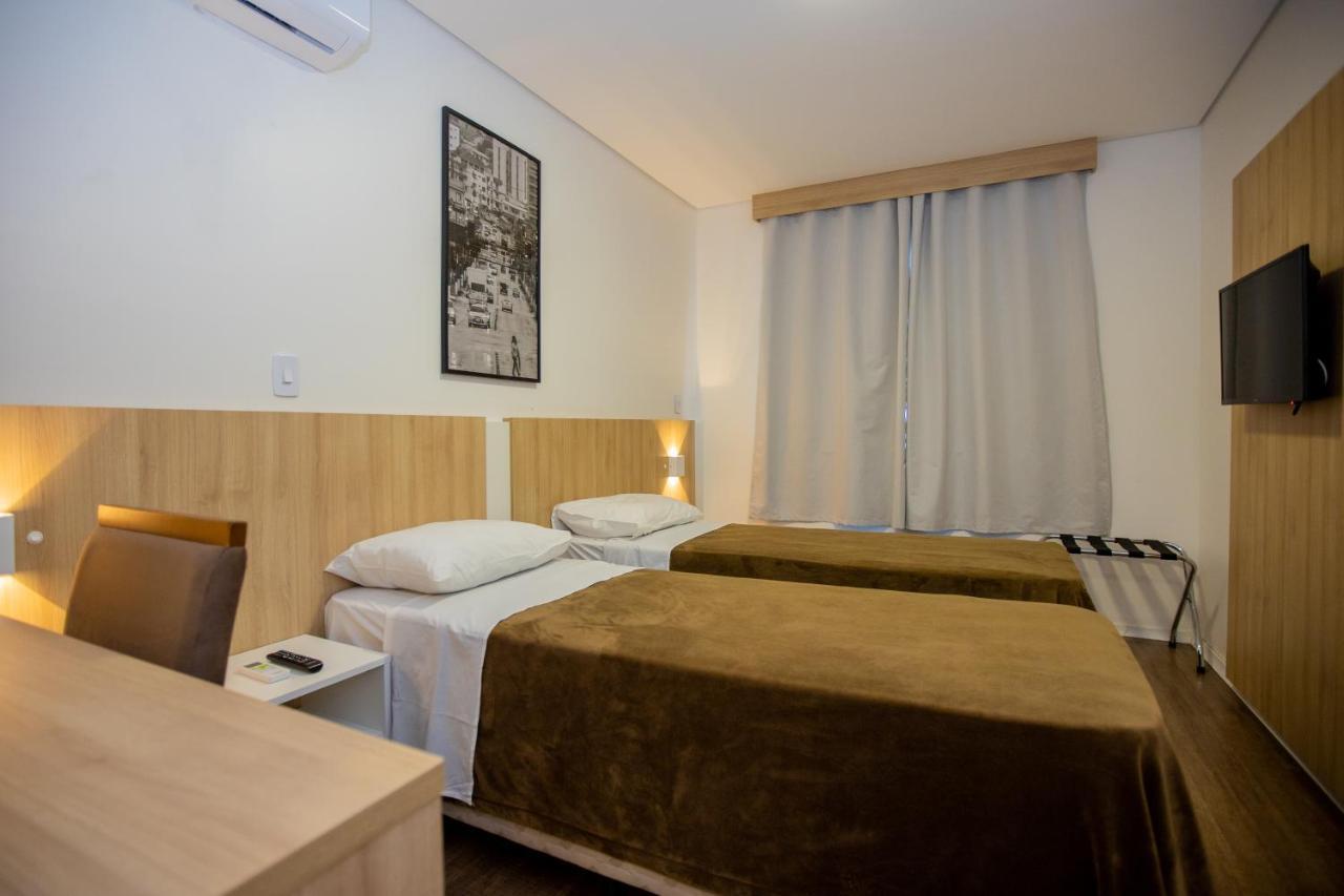 Tri Hotel Chapecó Eksteriør billede